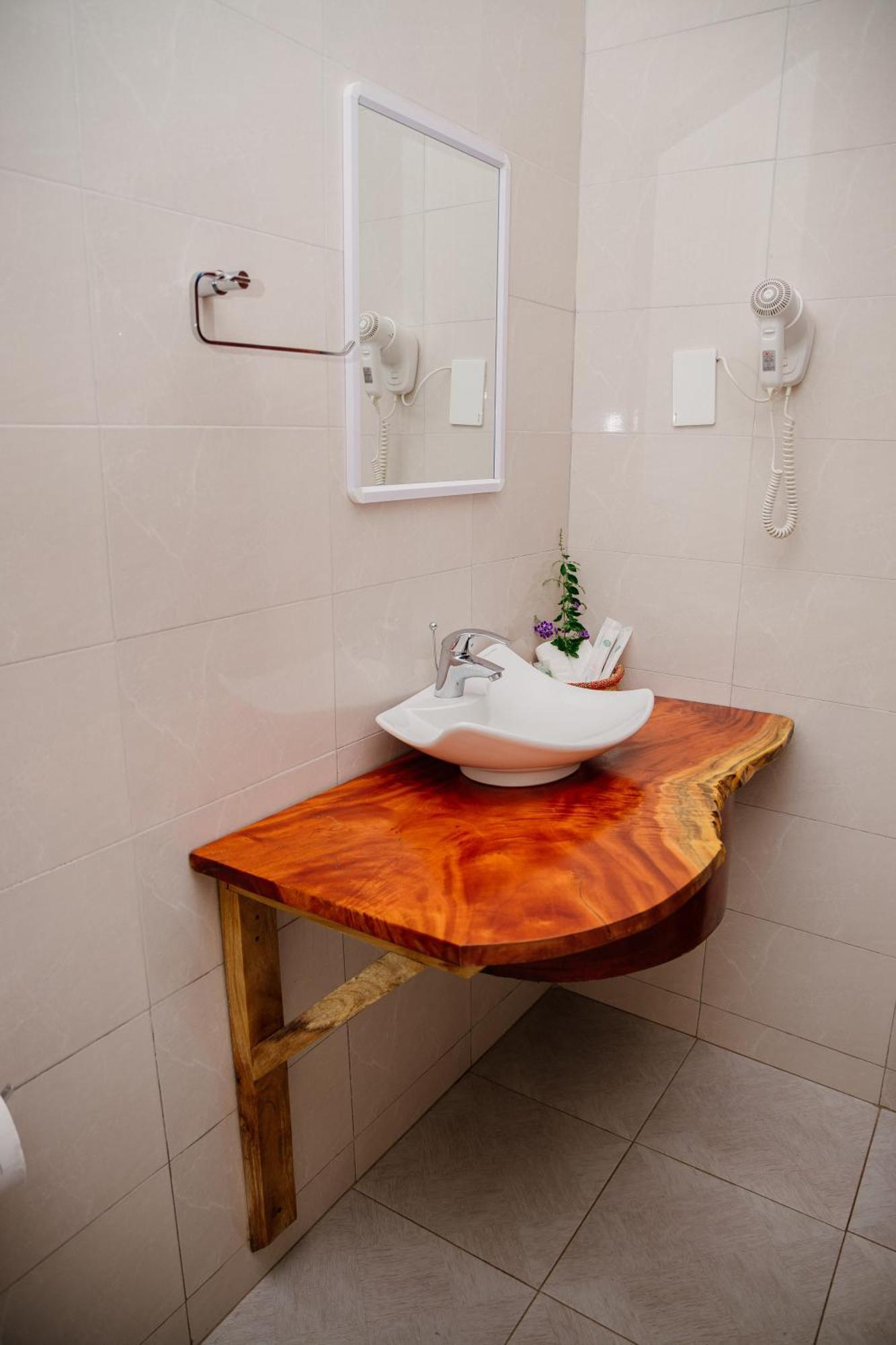 Greenside Hotel アルーシャ エクステリア 写真
