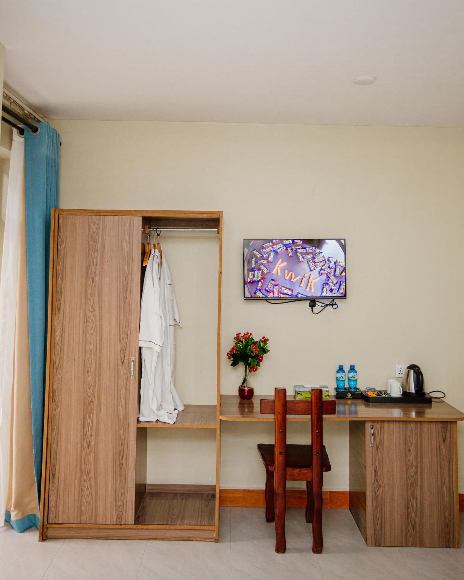 Greenside Hotel アルーシャ エクステリア 写真