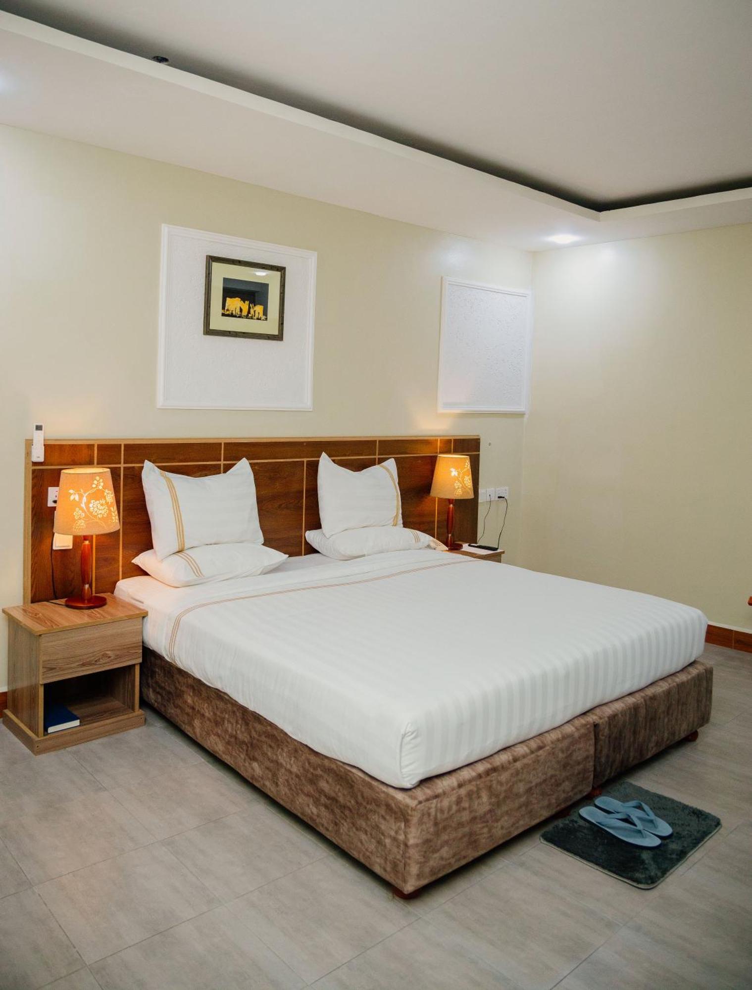 Greenside Hotel アルーシャ エクステリア 写真